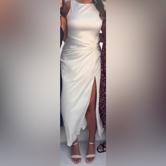 Abercrombie and Fitch Draped Skirt Maxi Dress - Picture 4 of 4